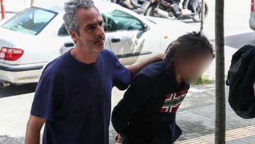 Στη φυλακή και ο δεύτερος κατηγορούμενος για τη δολοφονία του 54χρονου στα Μάλγαρα: «Θόλωσα όταν αρνήθηκε ότι έκλεψε τα περιστέρια»