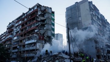 Στους 21 οι νεκροί από τα ρωσικά αεροπορικά πλήγματα στο Κίεβο, δείτε βίντεο