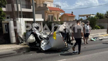 Τραγωδία στη Ρόδο: Νεκρές δύο γυναίκες σε τροχαίο, έγιναν σμπαράλια τα αυτοκίνητα, φωτογραφίες