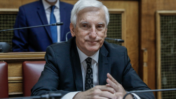 Με την ακρόαση Δεμίρη συνεδριάζει η Επιτροπή Θεσμών και Διαφάνειας, ο εισαγγελέας του Αρείου Πάγου ενημέρωσε ότι δεν θα προσέλθει