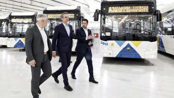 Αναβαθμίζονται οι συγκοινωνίες στην Αθήνα: Νέοι συρμοί, «έξυπνο» δίκτυο και πυκνότητα των δρομολογίων σε μετρό και λεωφορεία