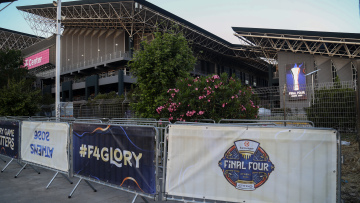 Η «μεταμόρφωση» του T-Center για το Final-4 της Euroleague, φωτογραφίες 