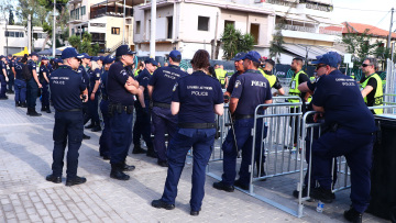 Σύλληψη και προσαγωγές γύρω από το γήπεδο του ΟΑΚΑ πριν τον πρώτο ημιτελικό