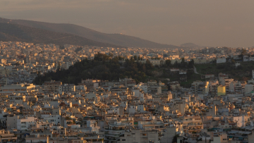 Οσμή αερίου στην Αττική: Γιατί είναι δύσκολο να εντοπιστεί η πηγή – Ο καθηγητής Κογεβίνας εξηγεί