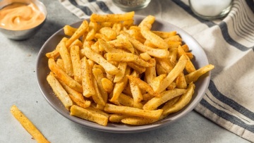 Τι φτιάχνουμε στο air fryer σε 30′; Τα εύκολα βραδινά που μας λύνουν τα χέρια