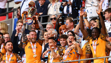 Η Χαλ του Ατζούν Ιλιτζαλί επέστρεψε στην Premier League: Επικράτησε 1-0 της Μίντλεσμπρο σε φινάλε θρίλερ με γκολ στο 90+3', βίντεο 