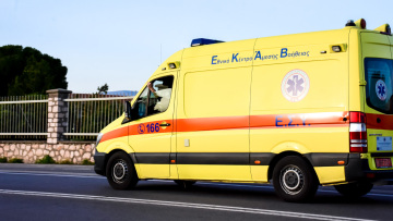 Μαθητής παρασύρθηκε από αυτοκίνητο έξω από το σχολείο του στην Κρήτη