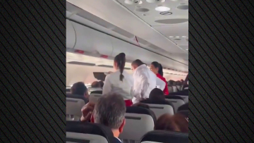Πανικός σε πτήση στην Κολομβία: Επιβάτες κλαίνε και προσεύχονται μετά από δύο αποτυχημένες προσγειώσεις, δείτε βίντεο