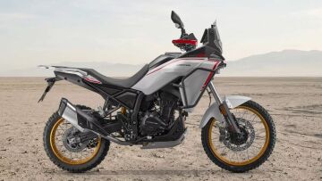 Το on-off με τις 5.295 ευρώ διαθέσιμο για test ride