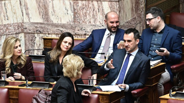 Την Τρίτη διαλύεται η ΚΟ της Νέας Αριστεράς: Ανεξαρτητοποιούνται Χαρίτσης, Αχτσιόγλου, Ηλιόπουλος, Τζανακόπουλος