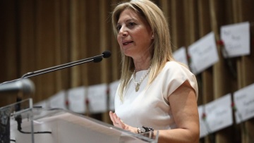 Επίθεση Καρυστιανού σε Τσίπρα: «Παρουσίασε ως προτάσεις του στοιχεία που είχε η ιδρυτική μας, χαμηλού επιπέδου το σχόλιο για τα περιστέρια»
