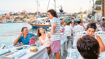 ΙΝΣΕΤΕ: Σταθερά στις πρώτες επιλογές των Ευρωπαίων τουριστών η Ελλάδα
