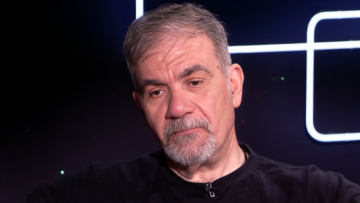 Δημήτρης Σταρόβας: Μεγάλωσα χωρίς πατέρα, ήταν φυγόπονος, η μάνα μου έκανε τρεις δουλειές και με μεγάλωσε με τη γιαγιά μου
