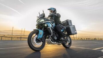 Η κορυφαία CFMoto 800MT διαθέσιμη στην ελληνική αγορά - Πόσο κοστίζει;