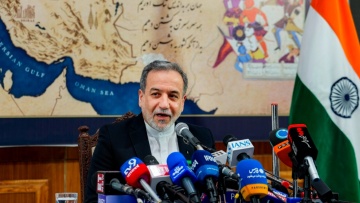 Αραγτσί: «Ο πόλεμος με το Ιράν θα τελειώσει μόνο όταν τελειώσει και στον Λίβανο» 