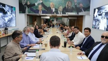 Ποια πρόσωπα αναλαμβάνουν ρόλους στην σκιώδη κυβέρνηση του ΠΑΣΟΚ
