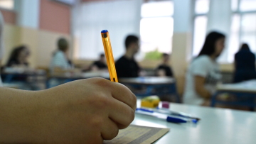 Προσομοίωση διαγωνίσματος πανελλαδικών από το φροντιστήριο Διακρότημα στο μάθημα της Φυσικής ΓΕΛ
