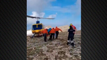 Βίντεο από τη διάσωση τραυματισμένου ορειβάτη στον Όλυμπο