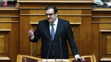Επιπλέον 350 ευρώ το μήνα ή έως 19.200 ευρώ ακατάσχετα ετησίως: Τι αλλάζει από Ιούλιο και τι πρέπει να προσέξουν οι οφειλέτες
