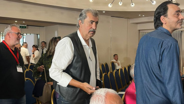 Ο Πολάκης και άλλοι 36 κατέθεσαν κείμενο στην Κεντρική Επιτροπή του ΣΥΡΙΖΑ: «Όχι στη ρευστοποίηση, ναι σε ενωτικό προοδευτικό σχήμα»