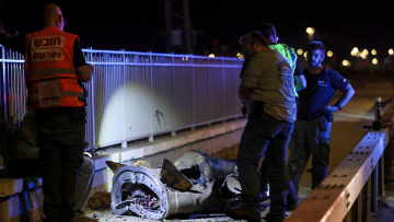 Ανάλυση: Γιατί το Ιράν βομβάρδισε ξανά το Ισραήλ και προκάλεσε ανάφλεξη στη Μέση Ανατολή, δοκιμάζει τον Τραμπ και όχι την εκεχειρία