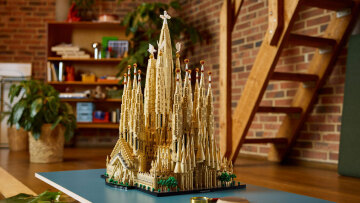 Η Lego δημιούργησε το μεγαλύτερο σετ όλων των εποχών για τη Σαγράδα Φαμίλια