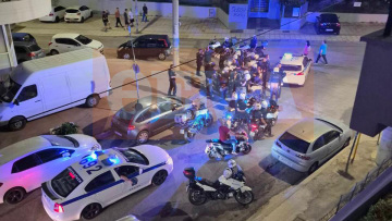 Καταδίωξη στον Κορυδαλλό: Συνελήφθη 25χρονος που εμβόλισε μηχανή της ΔΙ.ΑΣ. και τραυμάτισε αστυνομικό