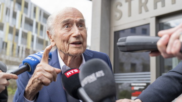 Μπλάτερ: «Απίστευτος και παράλογος ο αποκλεισμός του Σομαλού διαιτητή, βαριά η ευθύνη της FIFA»