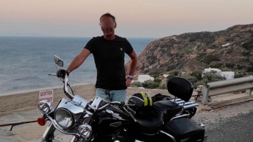 «Τους βρήκα νεκρούς, δεν γνωρίζω ποιος τους σκότωσε», λέει ο Ιταλός που συνελήφθη για τη διπλή δολοφονία στο Αίγιο