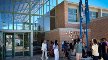 Προθεσμία για να απολογηθεί την Παρασκευή πήρε ο Ιταλός που κατηγορείται για τη διπλή δολοφονία στο Αίγιο