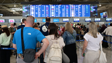 Αλλάζουν οι κανόνες για τις απαλλαγές όσων επιστρέφουν μόνιμα στην Ελλάδα, οι νέες οδηγίες της ΑΑΔΕ