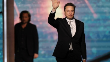 H SpaceX «εκτοξεύεται» με ιστορική δημόσια εγγραφή και αποτίμηση $1,8 τρισ., ο Ελον Μασκ στα όρια να γίνει ο πρώτος τρισεκατομμυριούχος