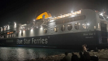 blue_star_2_lauvrio_hor