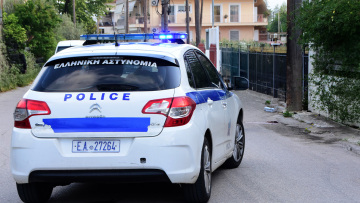 Αστυνομικός μαχαίρωσε και σκότωσε τη σύζυγό του στη Δράμα και μετά αυτοκτόνησε