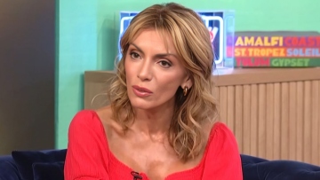 Αλεξάνδρα Πασχαλίδου: Έζησα βία στο σπίτι απέναντι στη μητέρα μου αλλά και σε μένα