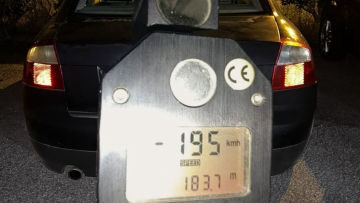 Συνελήφθη 19χρονος που έτρεχε με 195 χλμ/ώρα στη Θεσσαλονίκη
