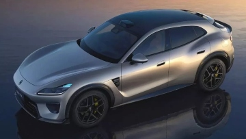 Ferrari εναντίον Luxeed