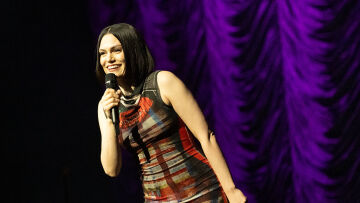 Jessie J: Το video από το νοσοκομείο έναν χρόνο μετά τη μαστεκτομή που την άλλαξε για πάντα
