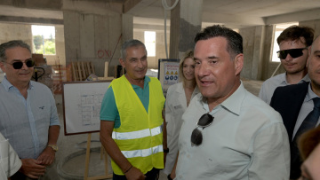 Το «ευχαριστώ» του Άδωνι Γεωργιάδη στη Μαριάννα Λάτση για τη νέα Μονάδα Νοσηλείας για Ογκολογικούς Ασθενείς στο ΠΓΝ Ρίου