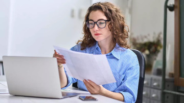 Clawback: Με 1,1 δις ευρώ «φορτώνονται» οι φαρμακευτικές εταιρείες το 2025
