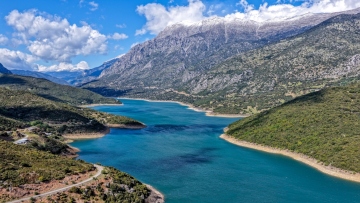 Σε δημόσια διαβούλευση η πρώτη «Εθνική Στρατηγική για τα Ύδατα»: Οι τρεις πυλώνες του σχεδίου και οι προτεραιότητες