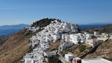 Σέριφος: Η διαφορετική πλευρά των Κυκλάδων σε απόσταση δύο ωρών από τον Πειραιά   