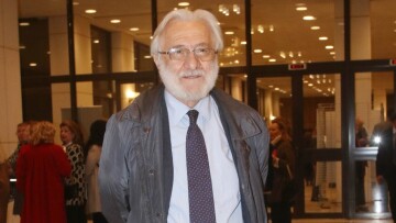 Γιάννης Σμαραγδής: Όταν έπαιξαν σε ταινία μου ο Στάθης Ψάλτης και ο Σωτήρης Μουστάκας, είχαν και οι δύο καρκίνο, το ήξεραν ότι θα πεθάνουν