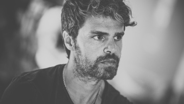 Σταμάτης Καραΐσκος: Μοιράστηκε μαζί μας τις πιο δυνατές τάσεις στα μαλλιά για τη σεζόν Φθινόπωρο/Χειμώνας 2026-27
