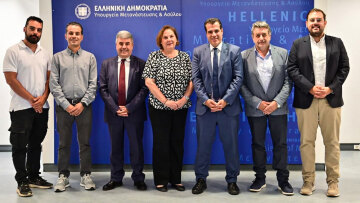Αντιδρούν στην παράταξη Δούκα για τη χρηματοδότηση 1,3 εκατ. ευρώ από το υπ. Μετανάστευσης στον Δήμο Αθηναίων 
