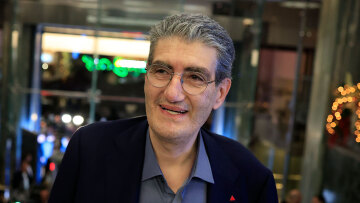 Επίθεση Γιαννούλη σε Τσίπρα: Η στάση του δεν συμβάλλει στο να υπάρξει ένα νικηφόρο μέτωπο και μια πολιτική αλλαγή 