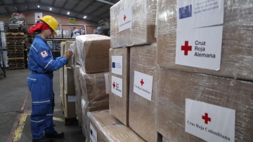 Βενεζουέλα: Αμερικανικά αεροσκάφη με ανθρωπιστική βοήθεια προσγειώνονται στο αεροδρόμιο του Καράκας