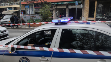 Έκρηξη σε εταιρεία ενοικίασης αυτοκινήτων στην Αχαρνών, εντοπίστηκε εκρηκτική ύλη

