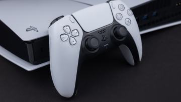 Η Sony «κόβει» τα δισκάκια για το PlayStation από το 2028: Μόνο ψηφιακά θα κυκλοφορούν τα παιχνίδια