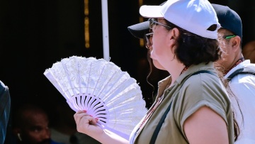Καιρός: Ξεπέρασε τους 38°C το θερμόμετρο την Πέμπτη, οι περιοχές με τις υψηλότερες θερμοκρασίες